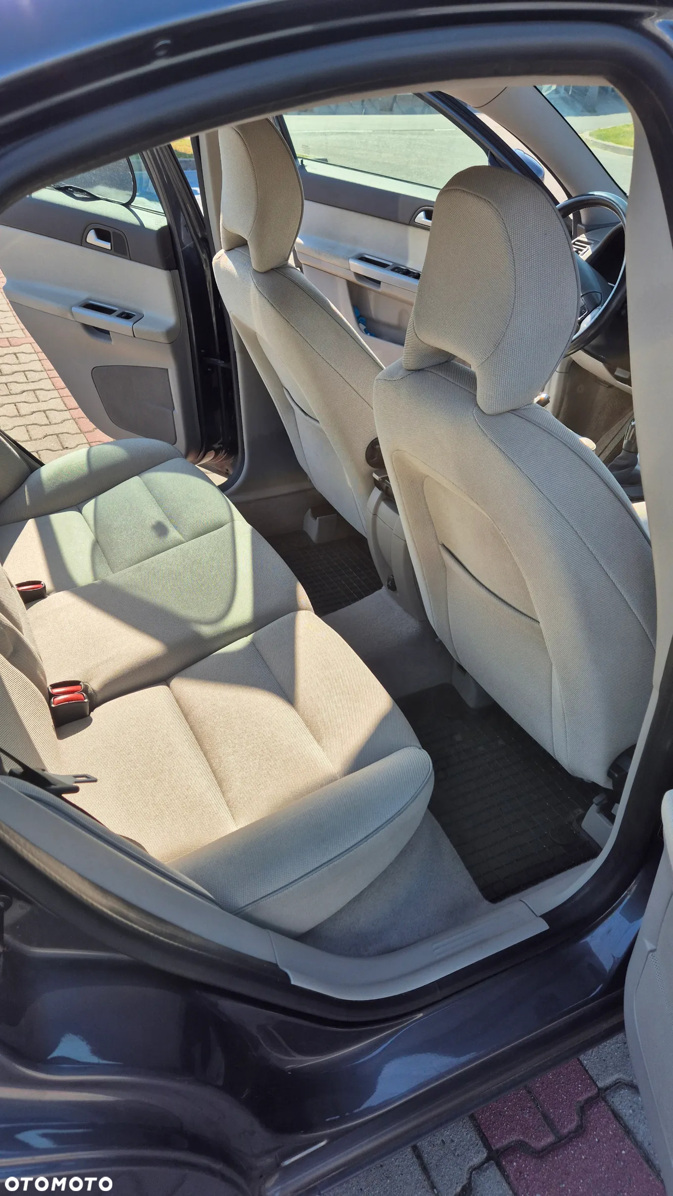 Volvo S40 1.6 Momentum - 10