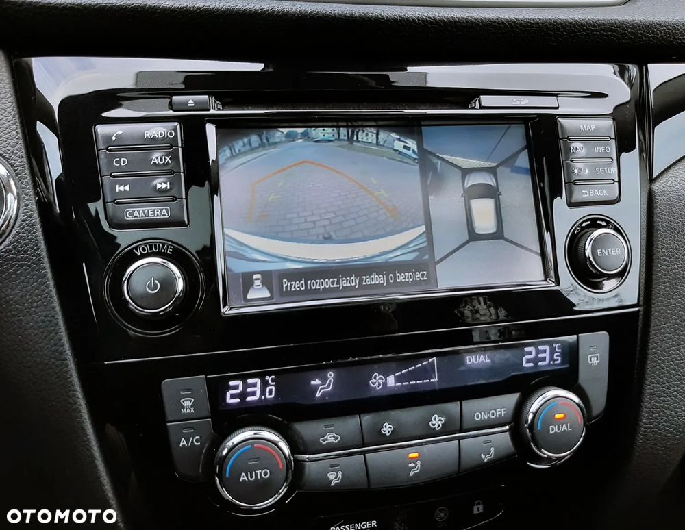 Nissan Qashqai 1.6 DIG-T N-Connecta - 37