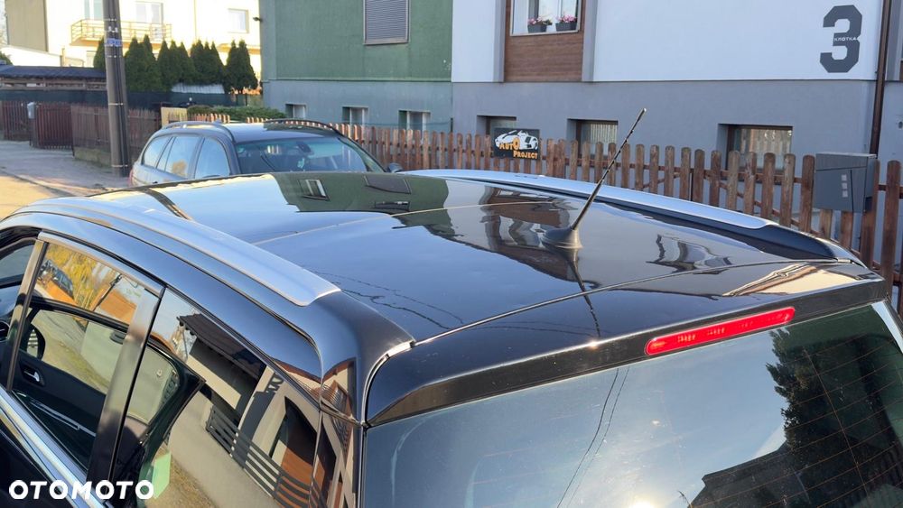 Peugeot 5008 HDI FAP 110 Allure - 21