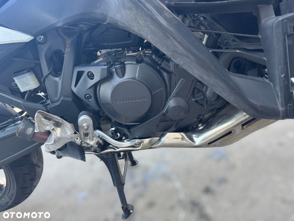 Honda NT - 23