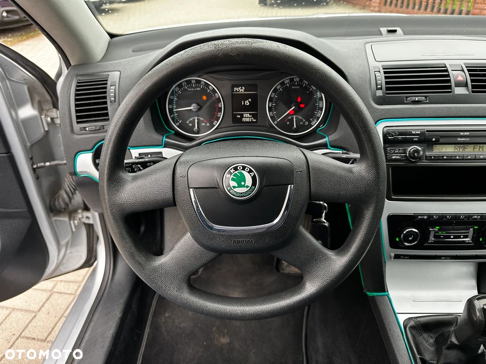 Skoda Octavia - 8