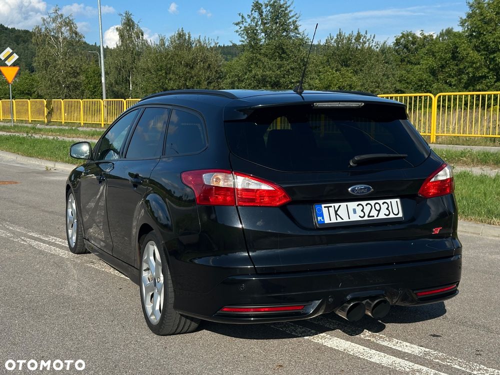 Ford Focus 2.0 EcoBoost ST mit Leder-Sport-Paket - 12