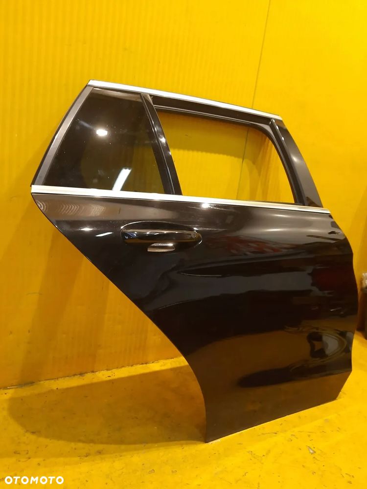 Mercedes C W205 KOMBI DRZWI TYŁ PRAWE KOMPLETNE C197 - 3