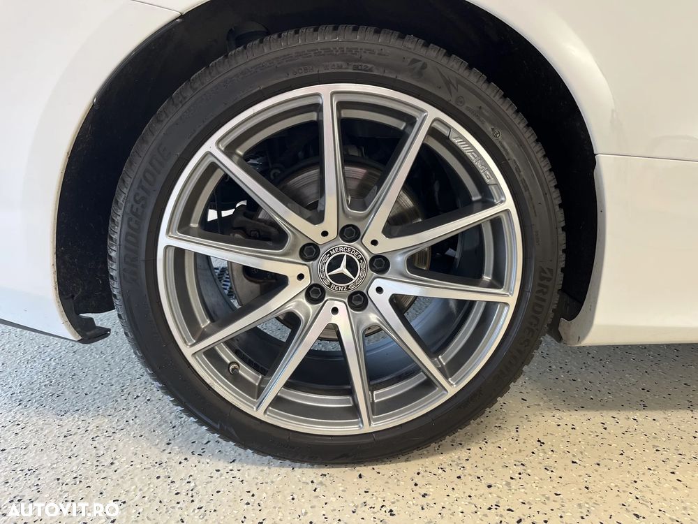 Mercedes-Benz E 300 9G-TRONIC AMG Line - 33