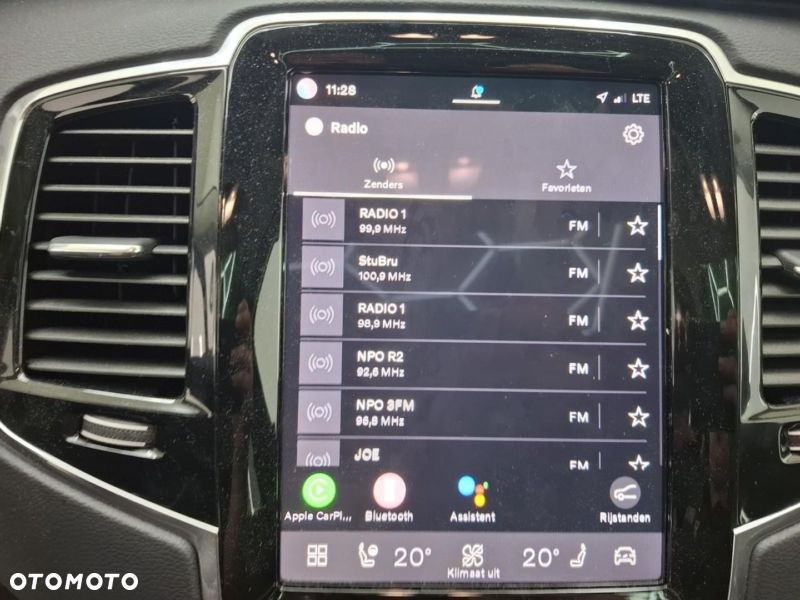 Volvo XC 90 T8 AWD Plug-In Hybrid Plus Black Edition 7os - 16
