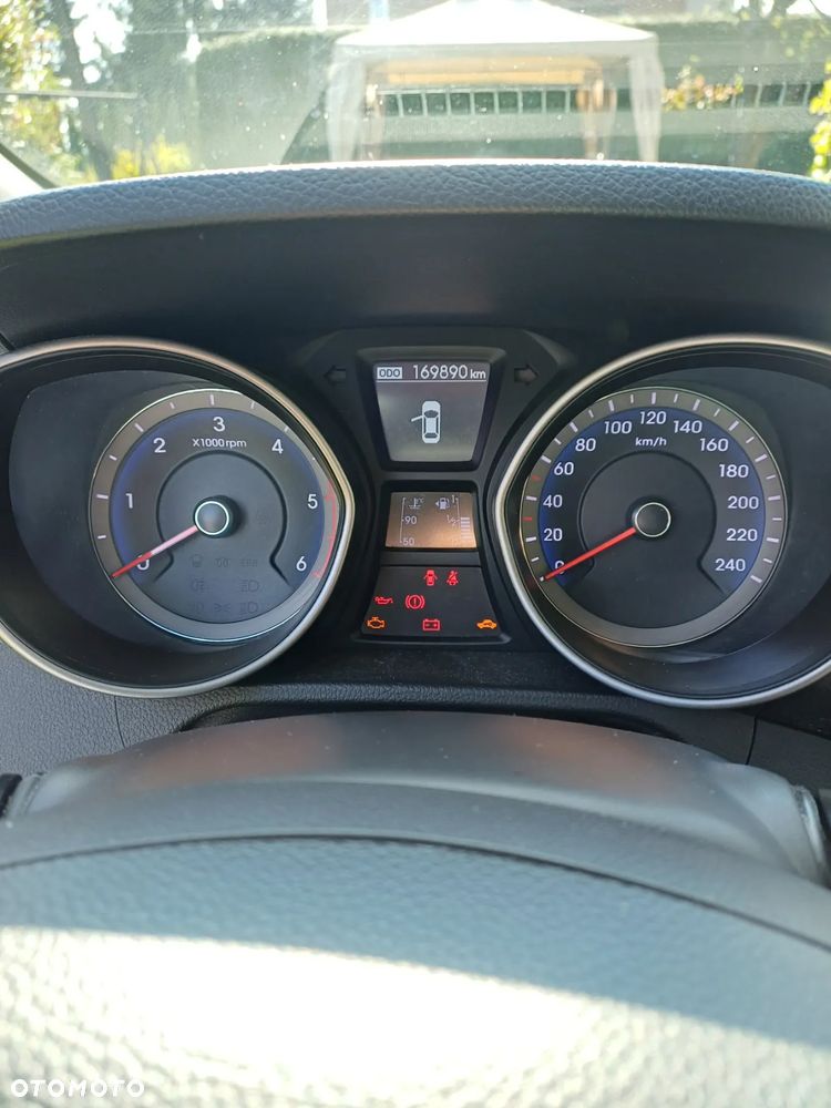 Hyundai i30 1.4 CRDi Classic + - 8