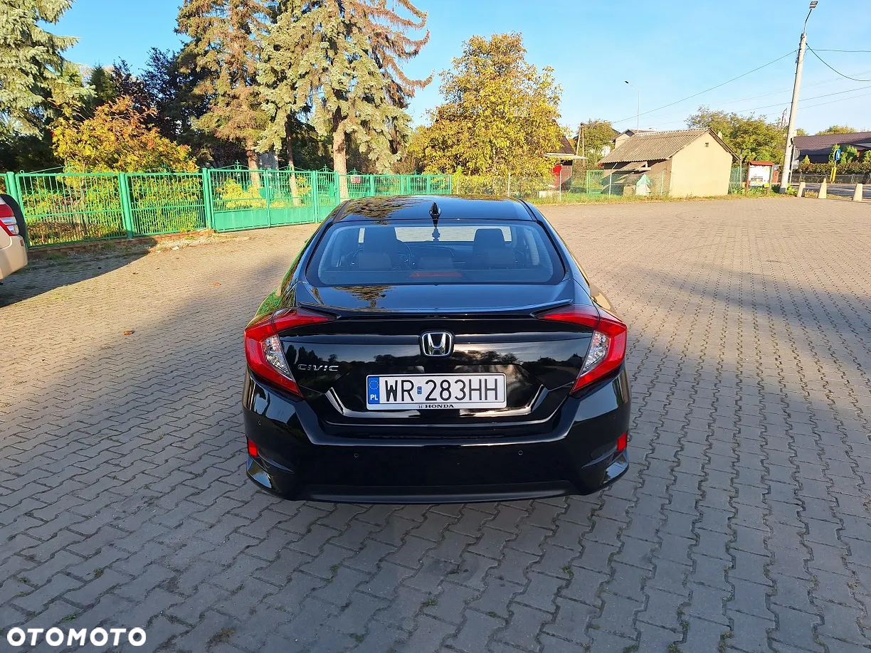 Honda Civic 1.5 T Executive - 28