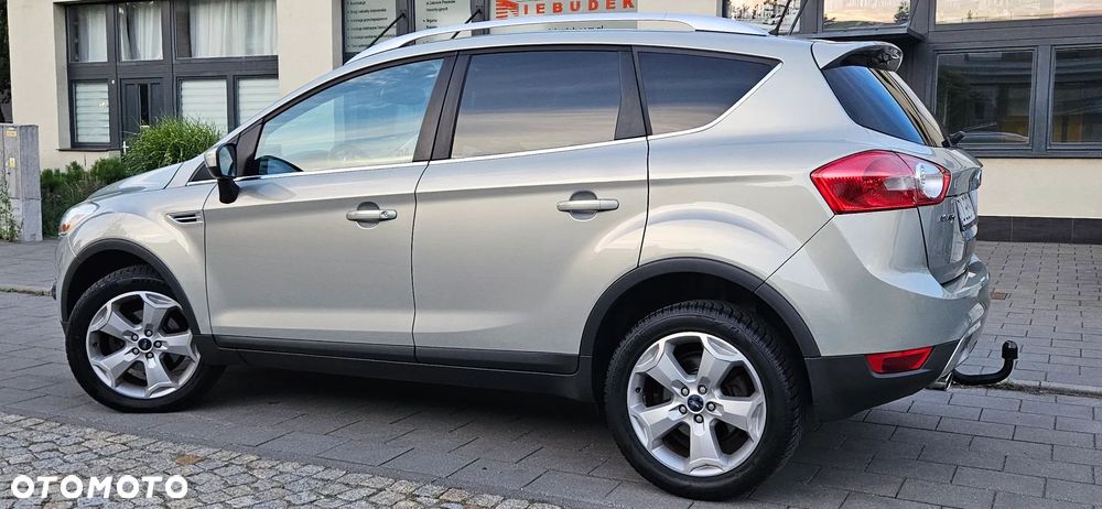Ford Kuga 2.0 TDCi 4x4 Titanium - 3