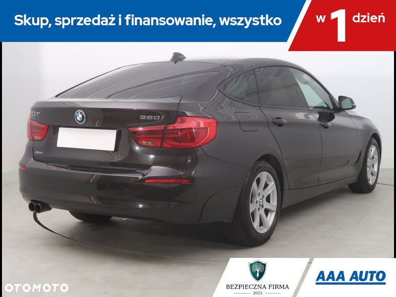 BMW 3GT - 6