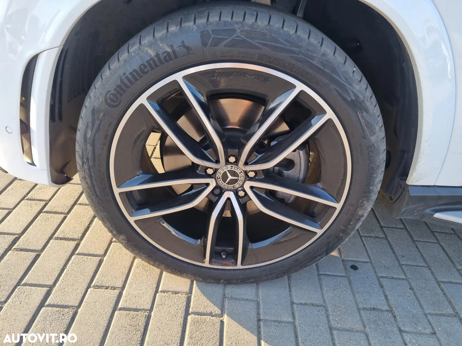 Mercedes-Benz GLE 350 d 4Matic 9G-TRONIC AMG Line - 27