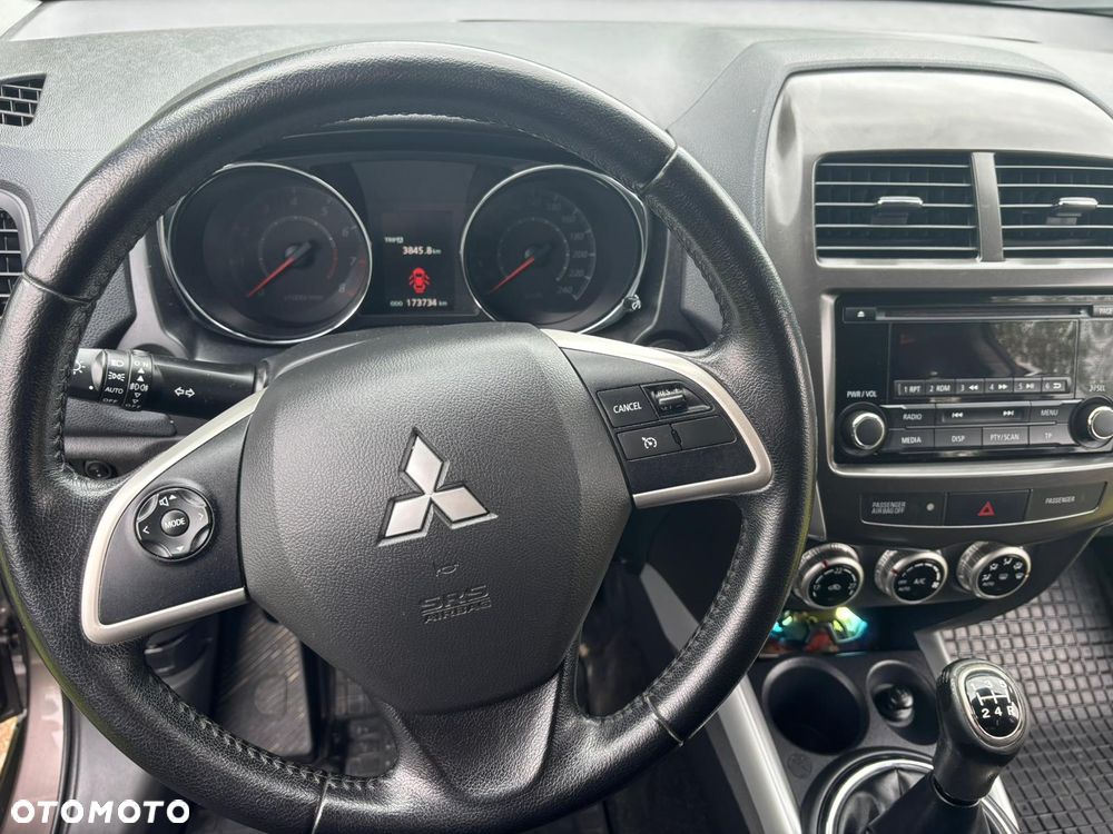 Mitsubishi ASX - 31