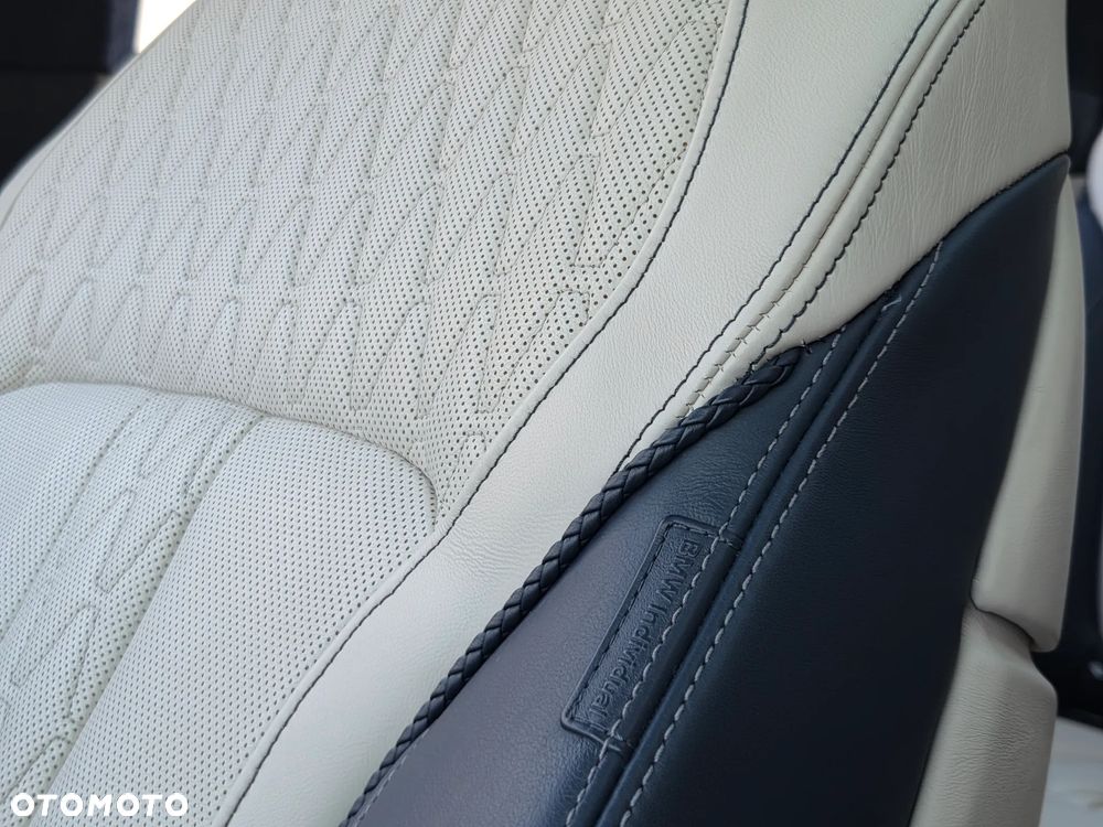 BMW X7 M50d sport - 25