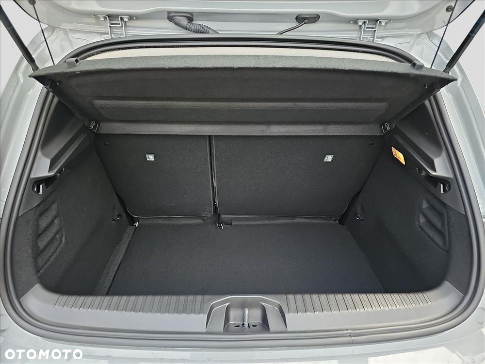 Renault Clio 1.0 TCe Evolution - 10