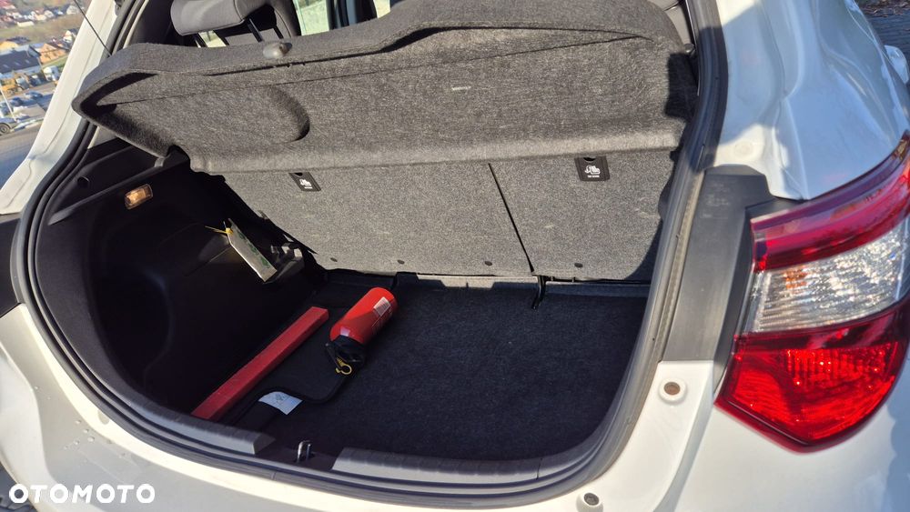Toyota Yaris 1.5 Active - 17
