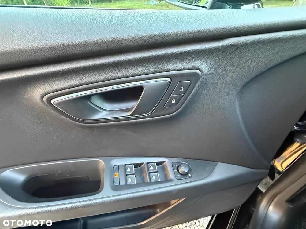 Seat Leon 2.0 TDI DPF Start&Stop DSG FR - 10