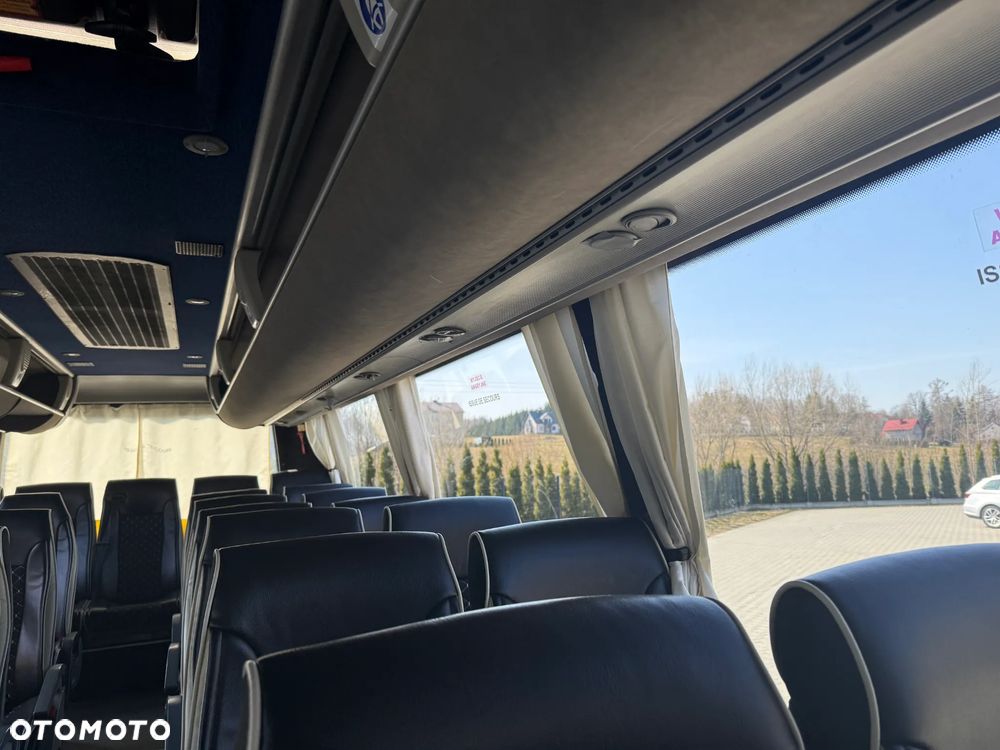 Mercedes-Benz 814D - 9