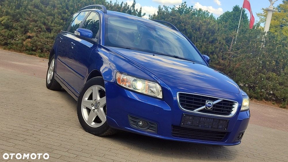 Volvo V50 2.0D Momentum - 25