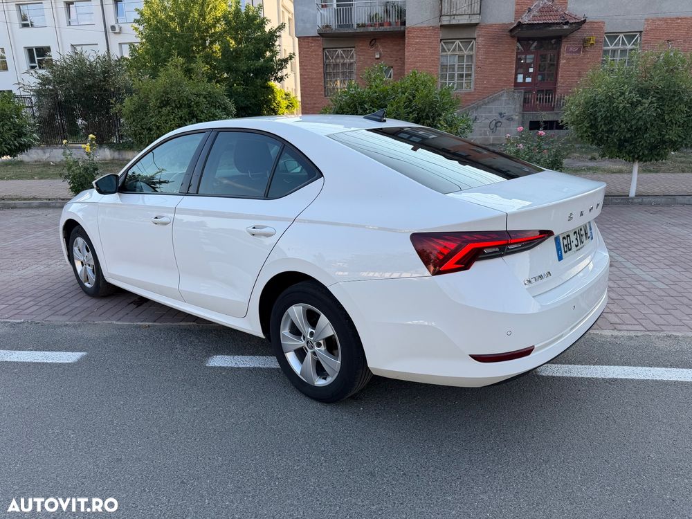 Skoda Octavia - 2
