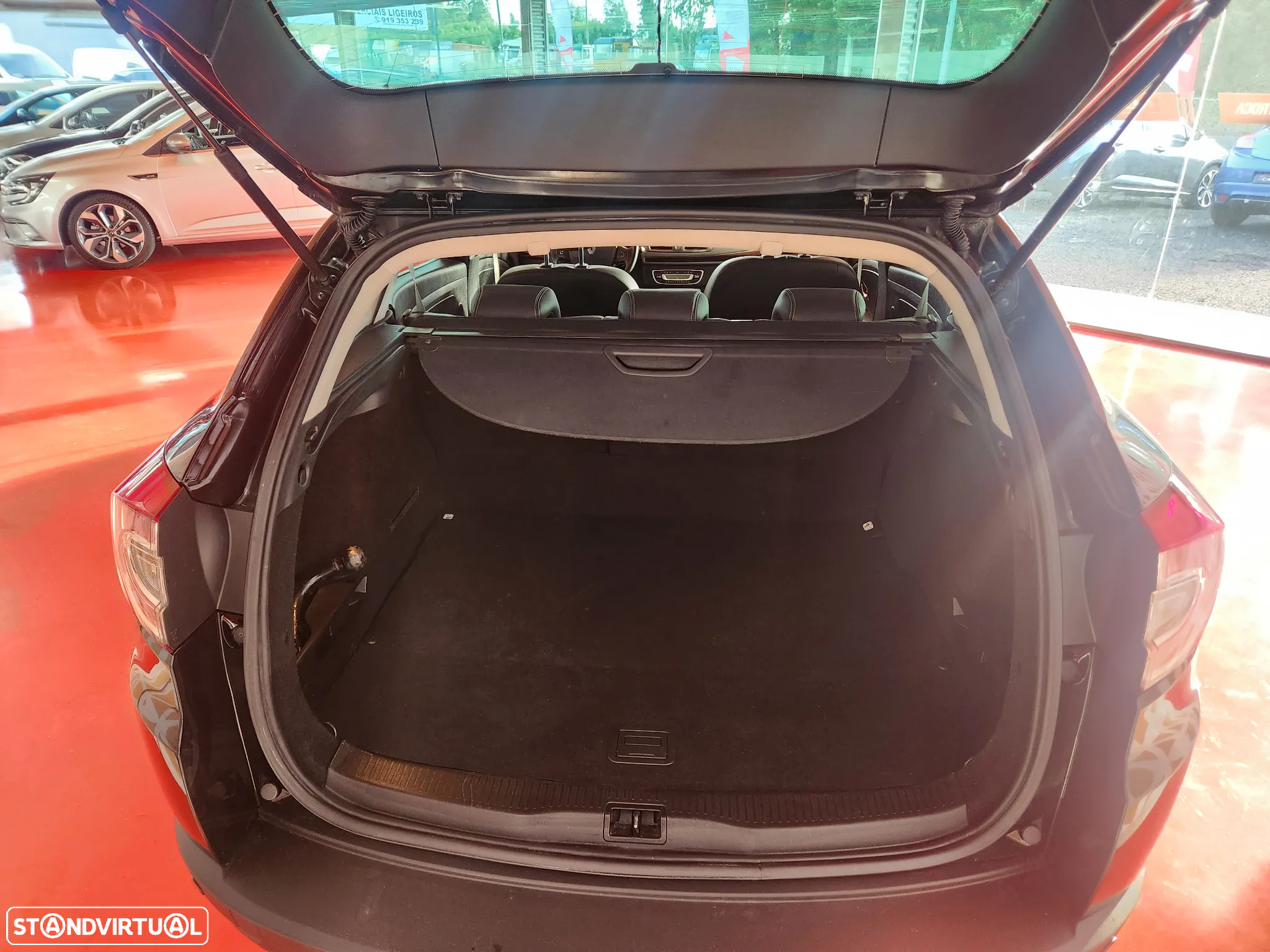 Renault Mégane Sport Tourer ENERGY dCi 130 BOSE EDITION - 29