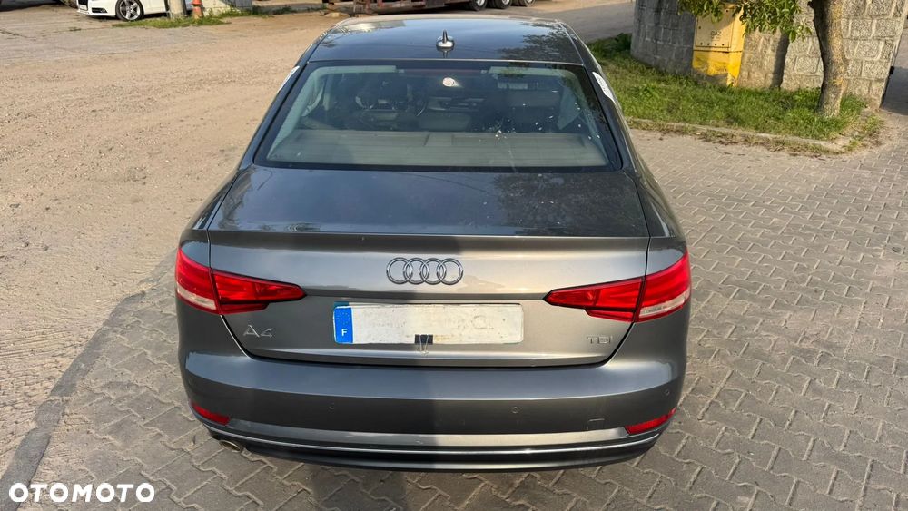 Audi A4 Limousine 2.0 TDI - 5