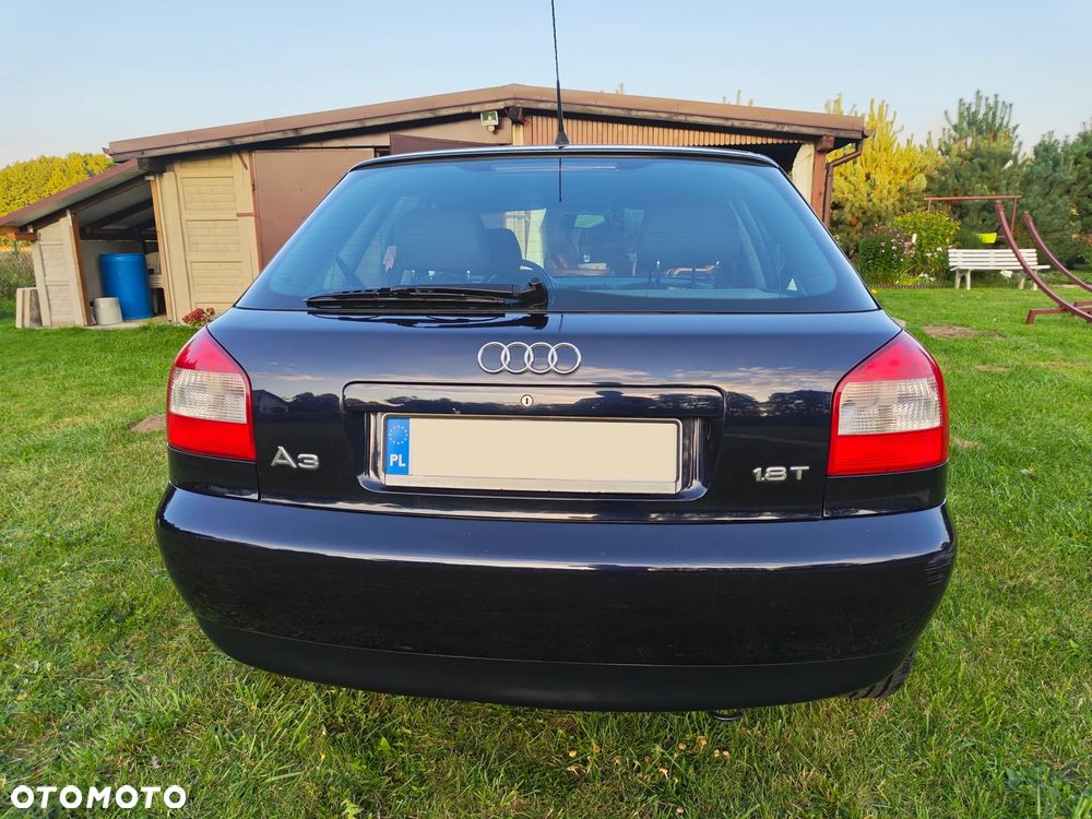 Audi A3 Sportback 1.8T Ambiente - 8