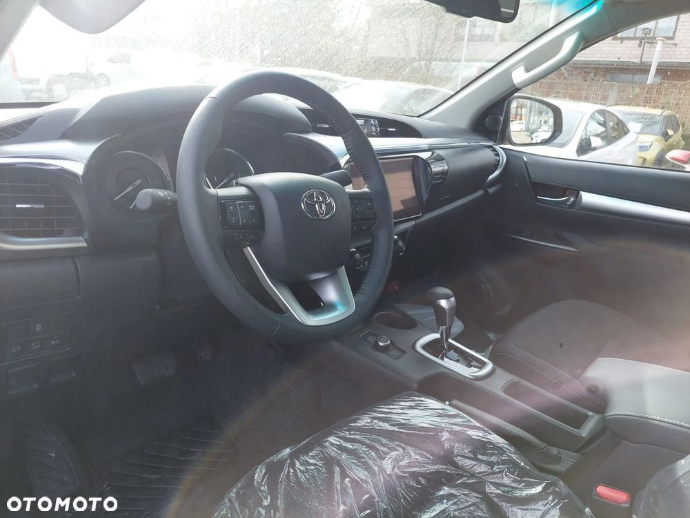 Toyota Hilux 2.8 D-4D mHEV Double Cab Executive 4x4 - 11