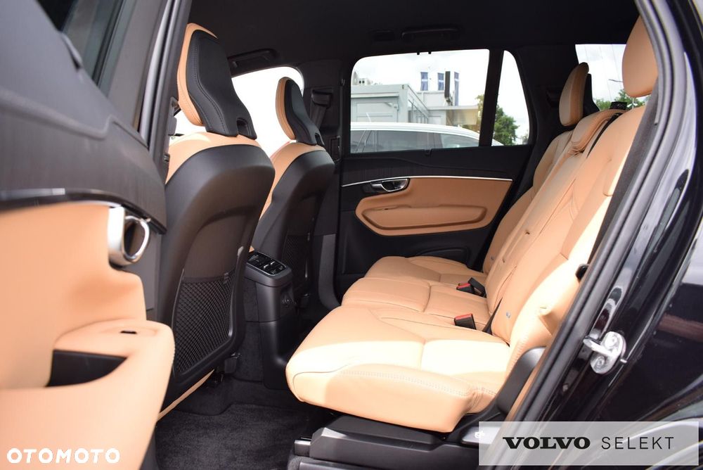 Volvo XC 90 - 23