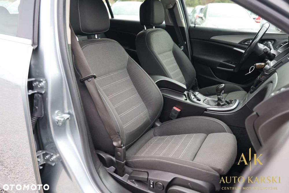Opel Insignia - 36