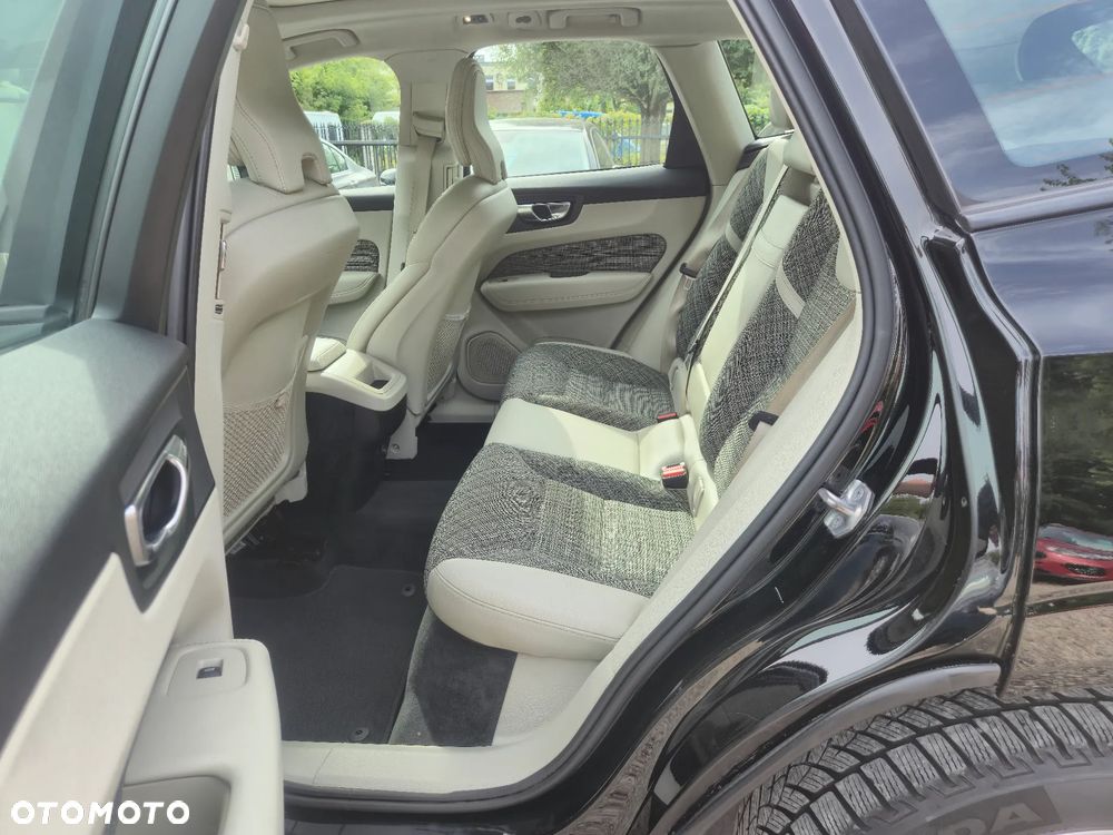Volvo XC 60 D4 SCR Momentum - 15