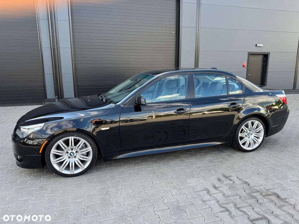 BMW Seria 5 550i Sport-Aut - 14