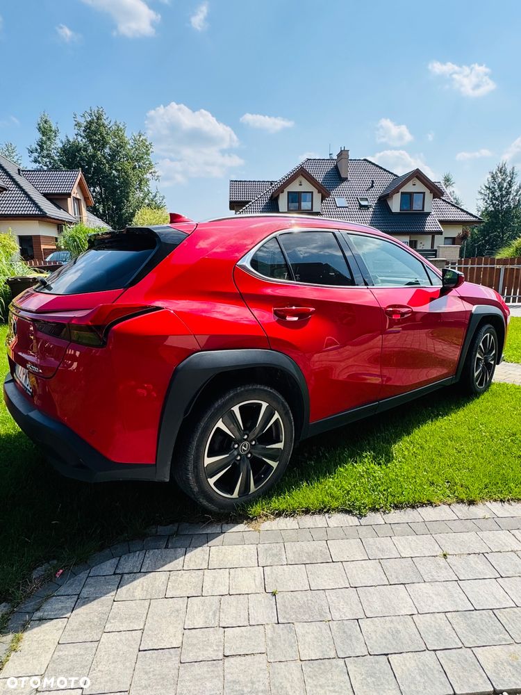 Lexus UX - 2