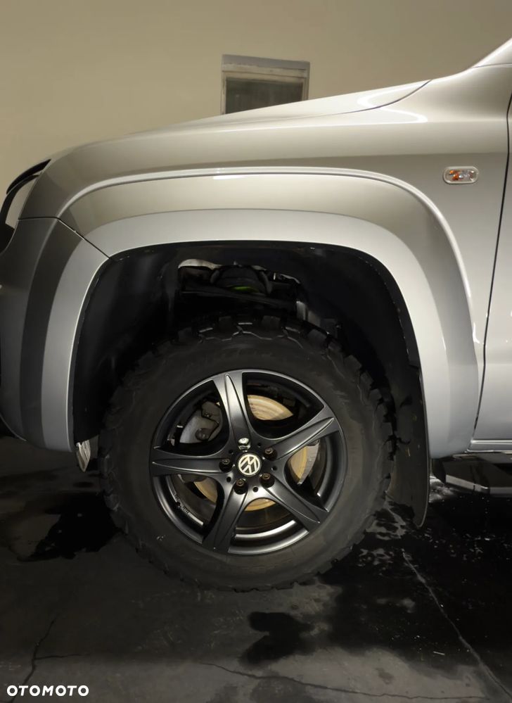 Volkswagen Amarok - 27