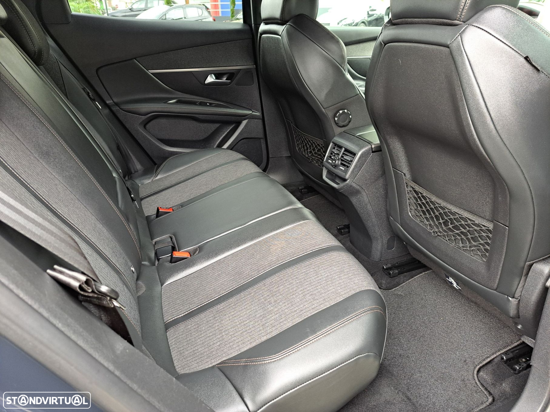 Peugeot 3008 1.5 BlueHDi GT Line - 15