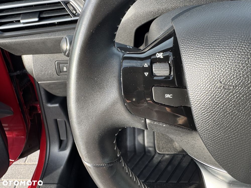 Peugeot 308 - 14