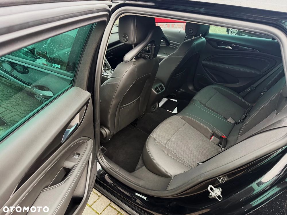 Opel Insignia Sports Tourer 2.0 Direct Inj Trb 4x4 Ultimate Exclusive - 9