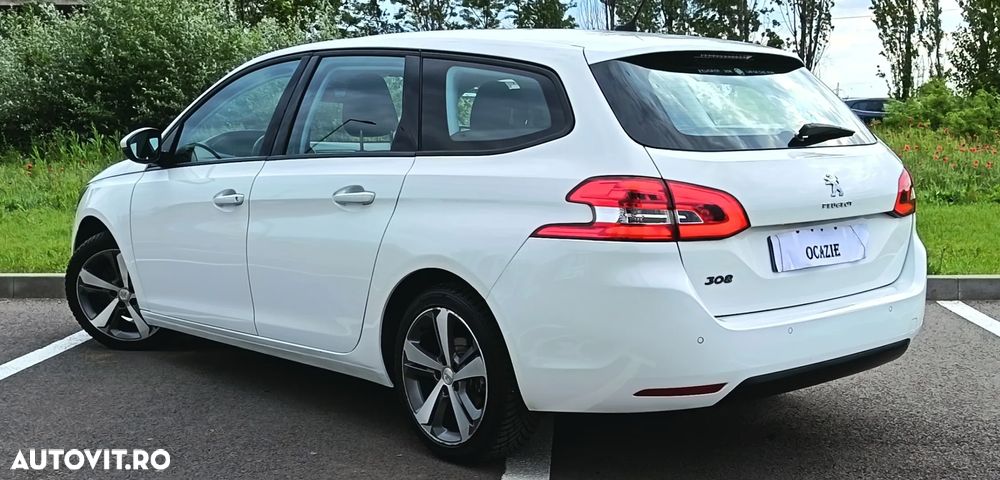 Peugeot 308 1.6 e-HDI FAP STT Allure - 4