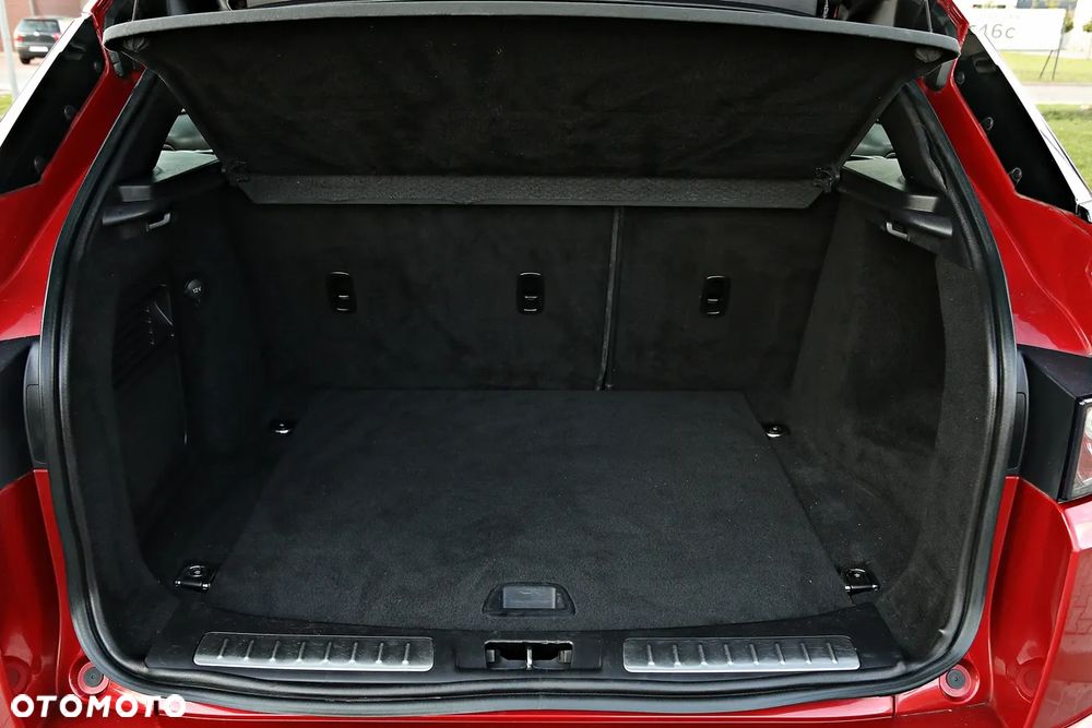 Land Rover Range Rover Evoque - 36