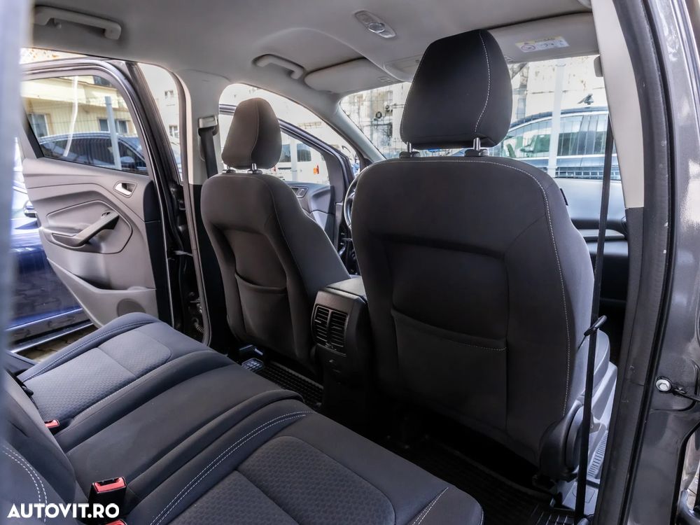 Ford Kuga 1.5 TDCi 2WD Powershift Trend - 9