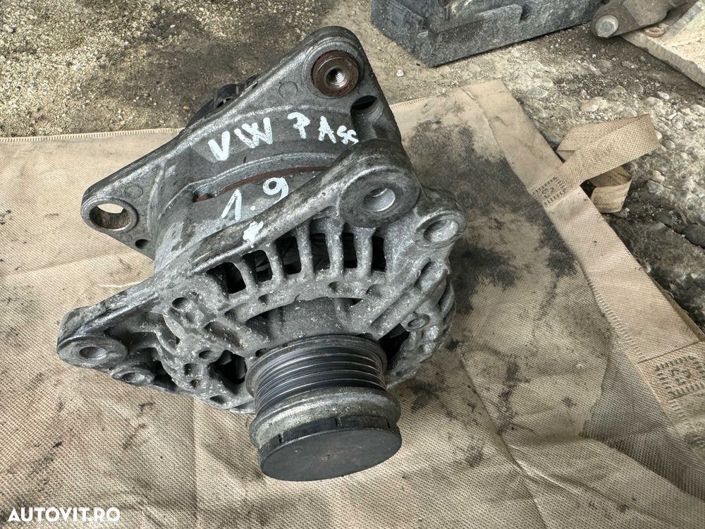 Alternator Volkswagen Passat 1.9 AJM - 1