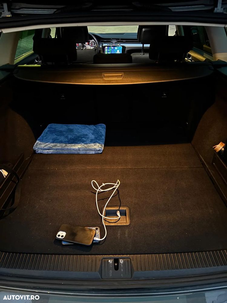 Volkswagen Passat - 8