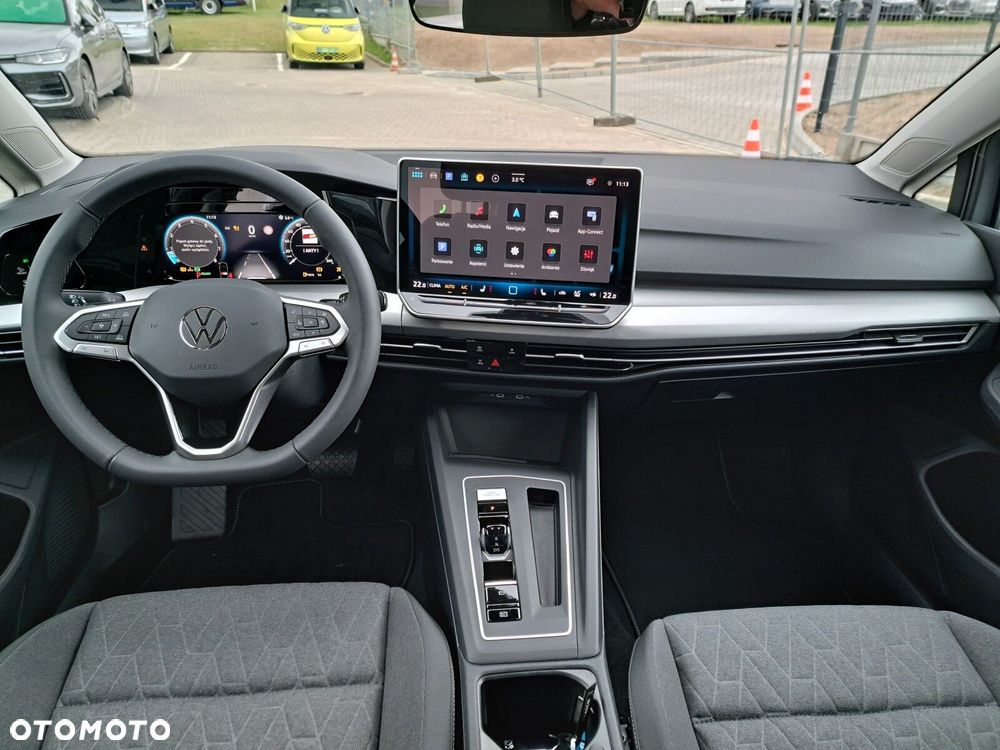 Volkswagen Golf - 17