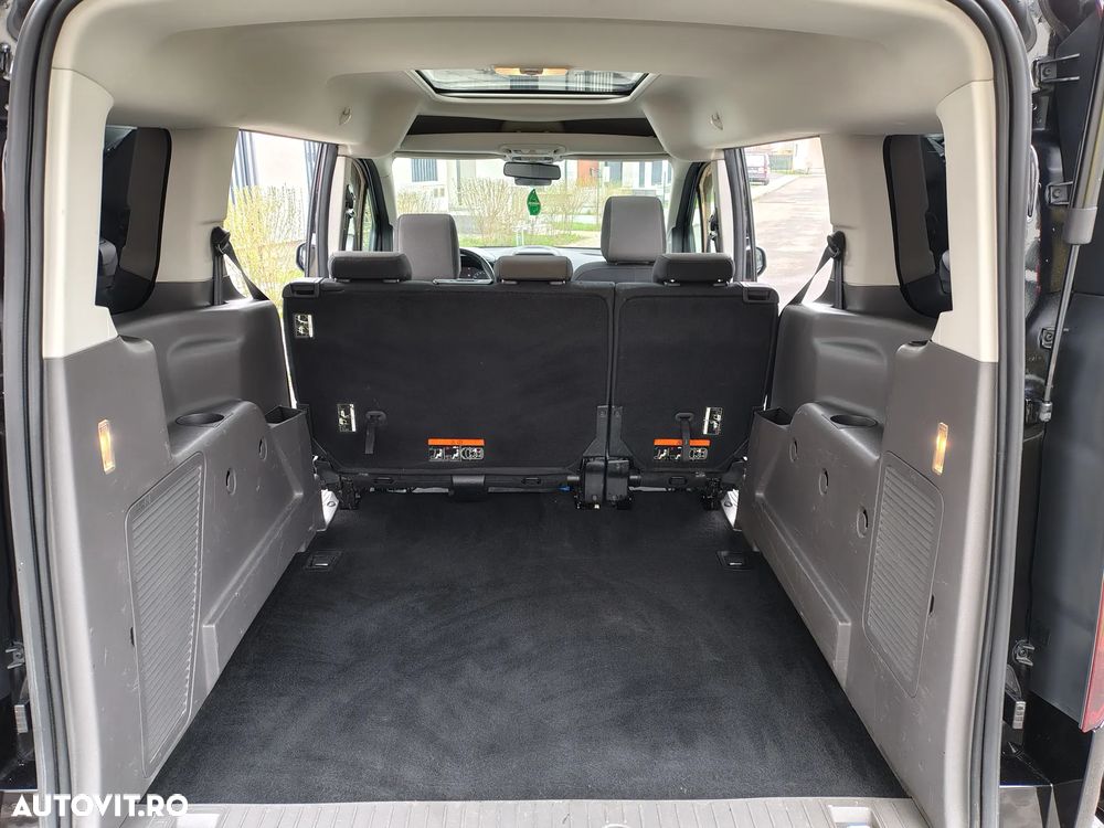 Ford Tourneo Connect 1.5TDCi Start-Stop Aut. Titanium - 12