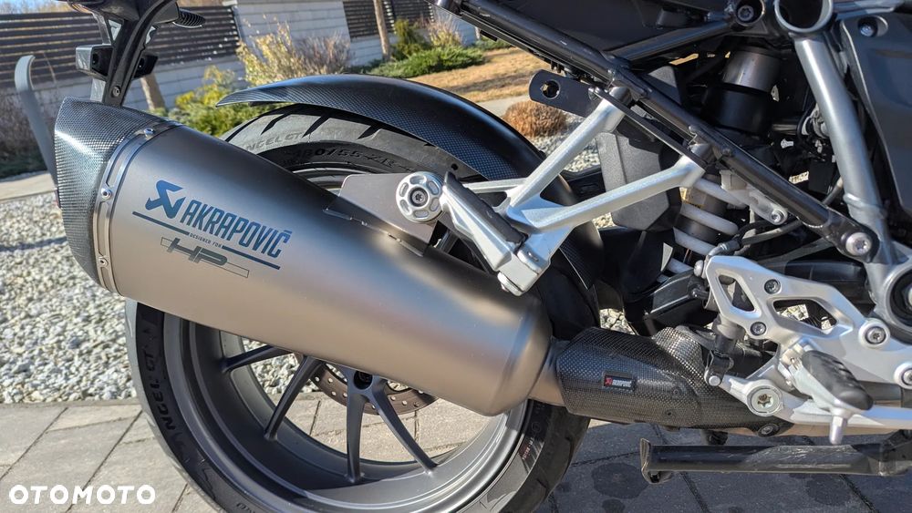 BMW R - 16