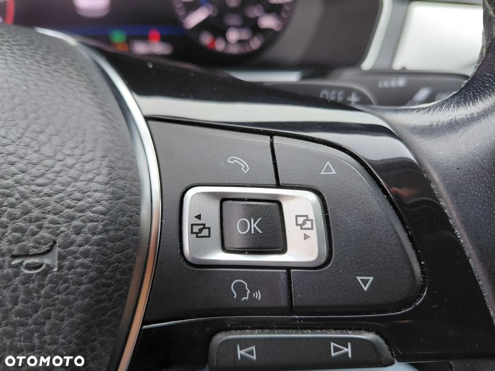 Volkswagen Passat 1.8 TSI BMT Comfortline DSG - 26