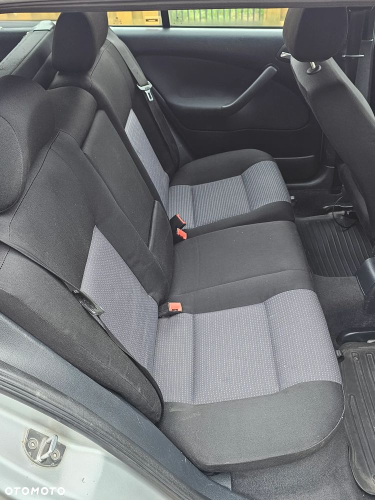 Skoda Octavia 1.8T Elegance - 26