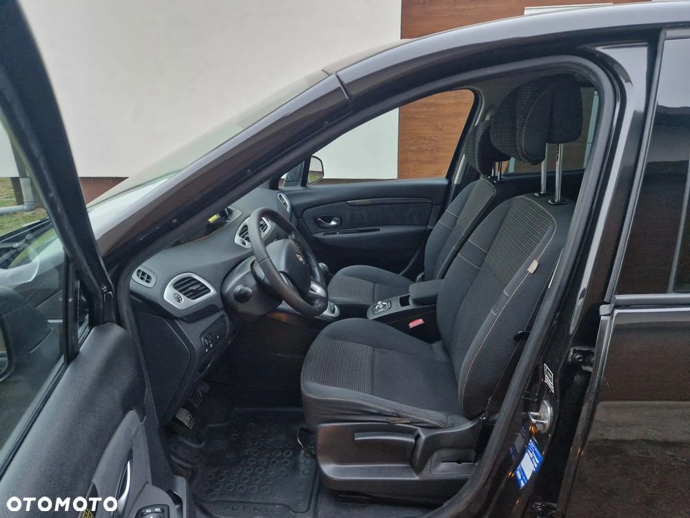 Renault Scenic TCe 130 Dynamique - 8