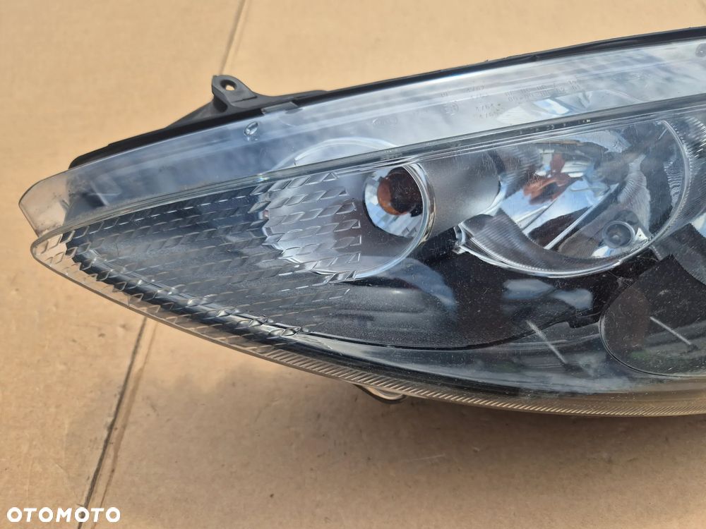 Ford Fiesta MK6 lampa lewa.HELLA.2008-2013 - 2