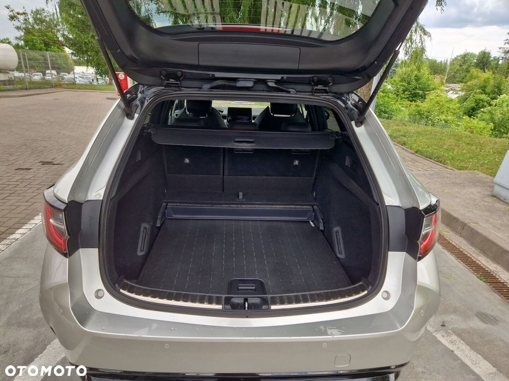Toyota Corolla 1.8 Hybrid GR Sport - 13