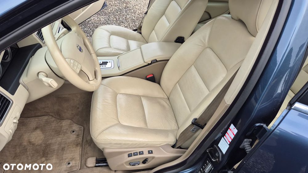 Volvo V70 T6 AWD Momentum - 16