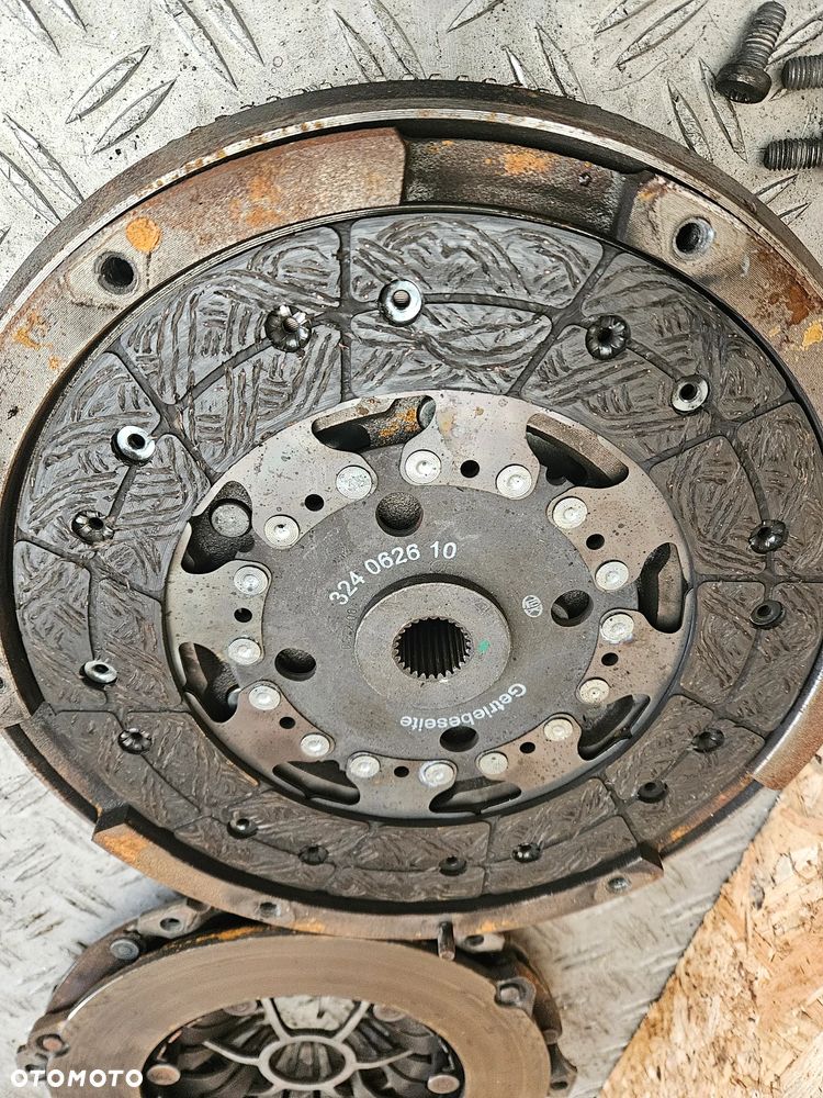 Citroen DS3 C4 II 1.6 e-Hdi Sprzęgło Koło Dwumasowe Zestaw Luk F5203 324062610 - 5